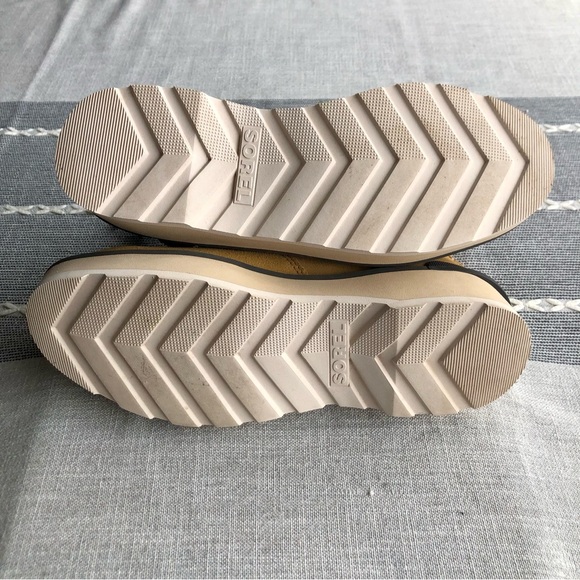 Excellent Sorel Hi-Line Chelsea Platform Boots in Camel Suede Size 9, Worn Once! - Picture 9 of 9